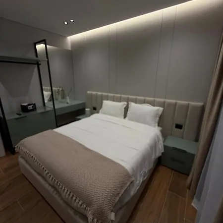 شقة Sissy & Bros *