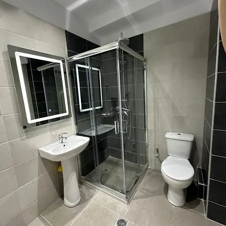 Sissy & Bros Apartment Sarande