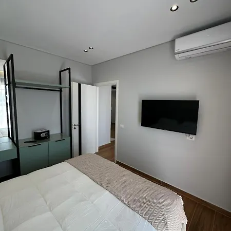 Apartment Sissy & Bros Sarande